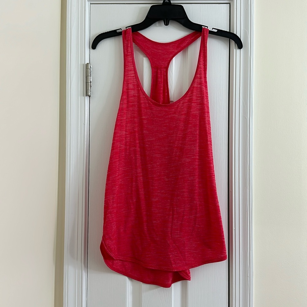Lululemon hot pink tank